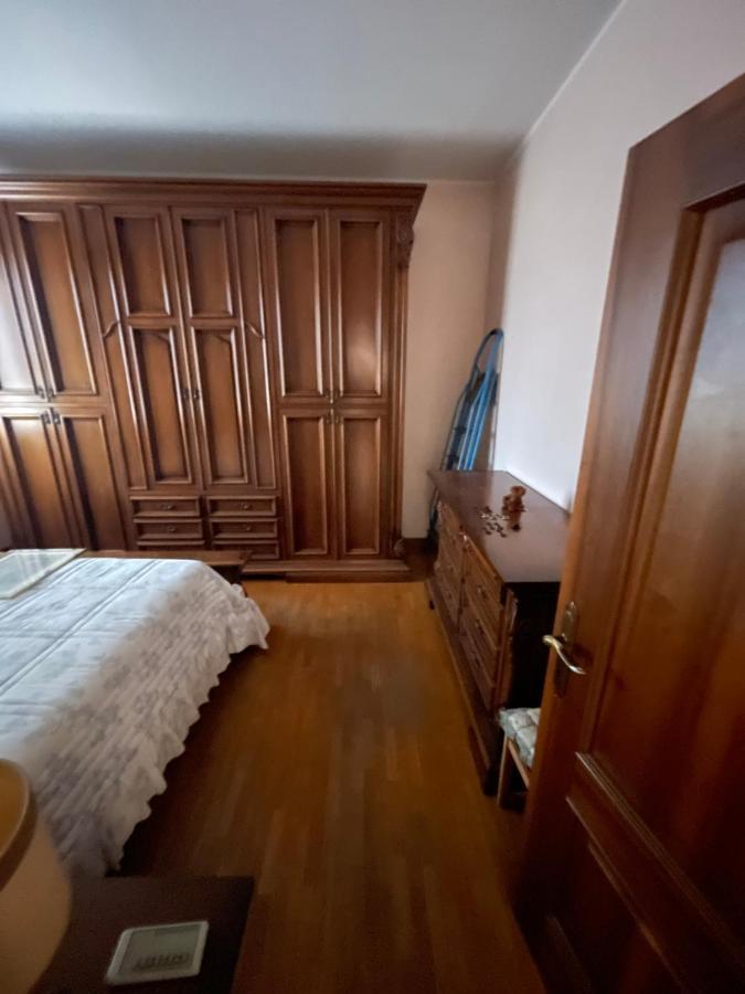 Gramsci First Lägenhet Modena Exteriör bild